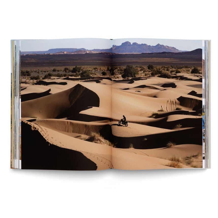 Koffietafelboek Riding In The Wild van gestalten & Jordan Gibbons