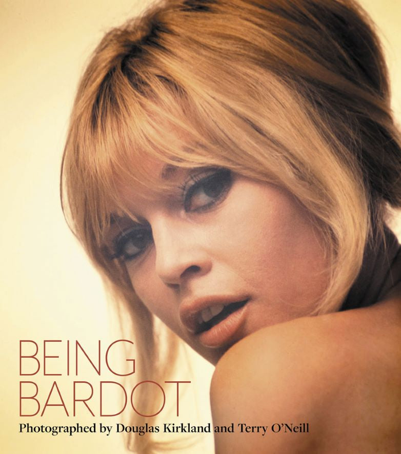 Koffietafelboek Being Bardot, Photographed by Douglas Kirkland and Terry O'Neill van Iconic Images