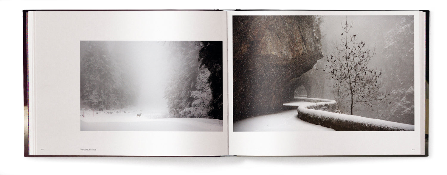 Koffietafelboek Lost, In the Beauty of Bad Weather van Christophe Jacrot