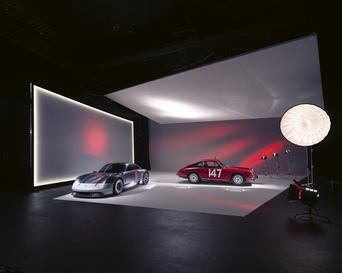 Porsche, A Passion for Power Iconic Sports Cars since 1948 van René Staud en Tobias Aichele