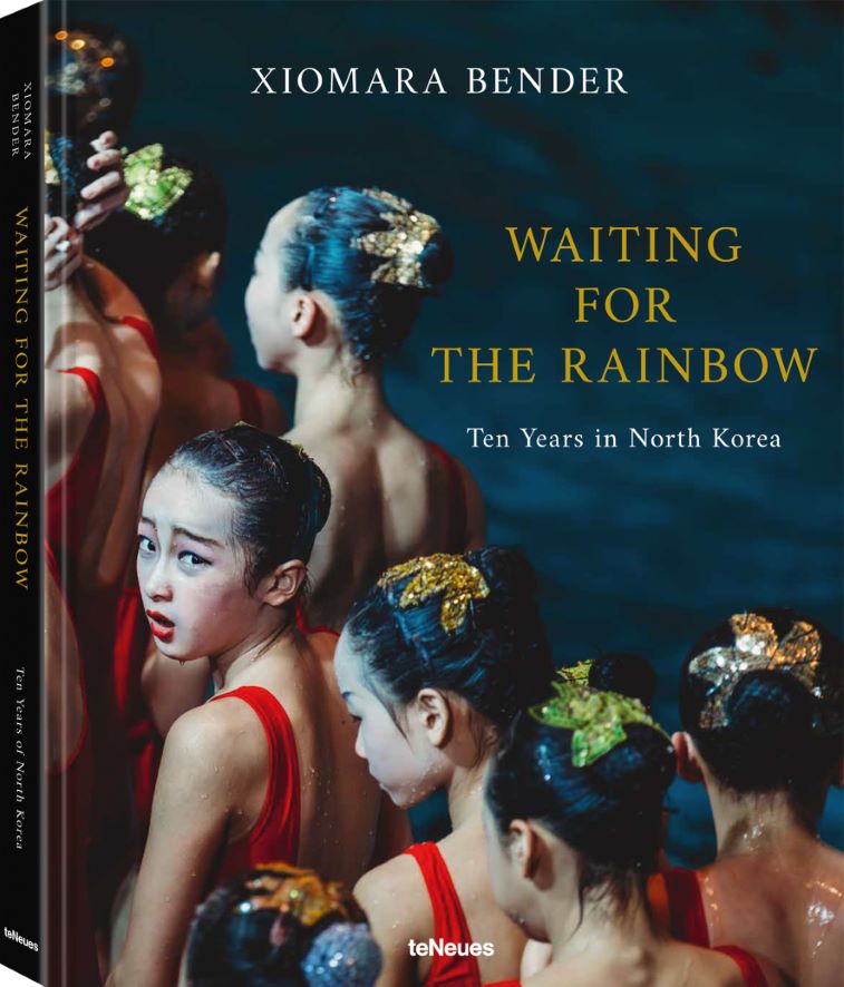 Koffietafelboek Waiting for the Rainbow, Ten Years in North Korea van Xiomara Bender