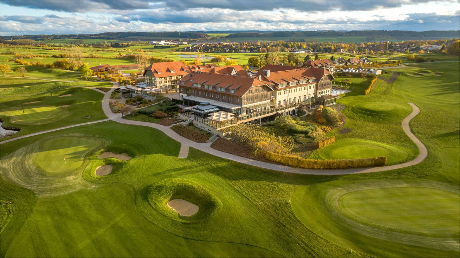 GOLF, A Tribute to Golf’s Finest Destinations, Gear, and Icons