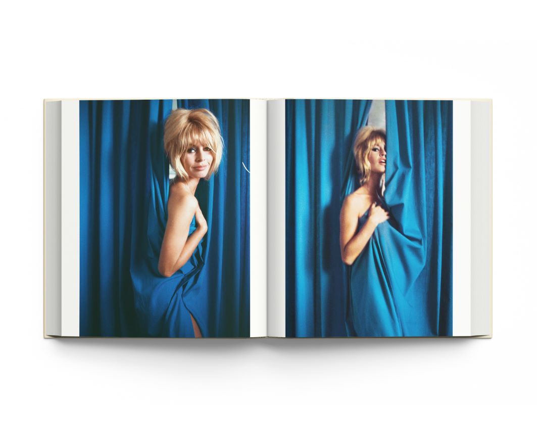 Koffietafelboek Being Bardot, Photographed by Douglas Kirkland and Terry O'Neill van Iconic Images