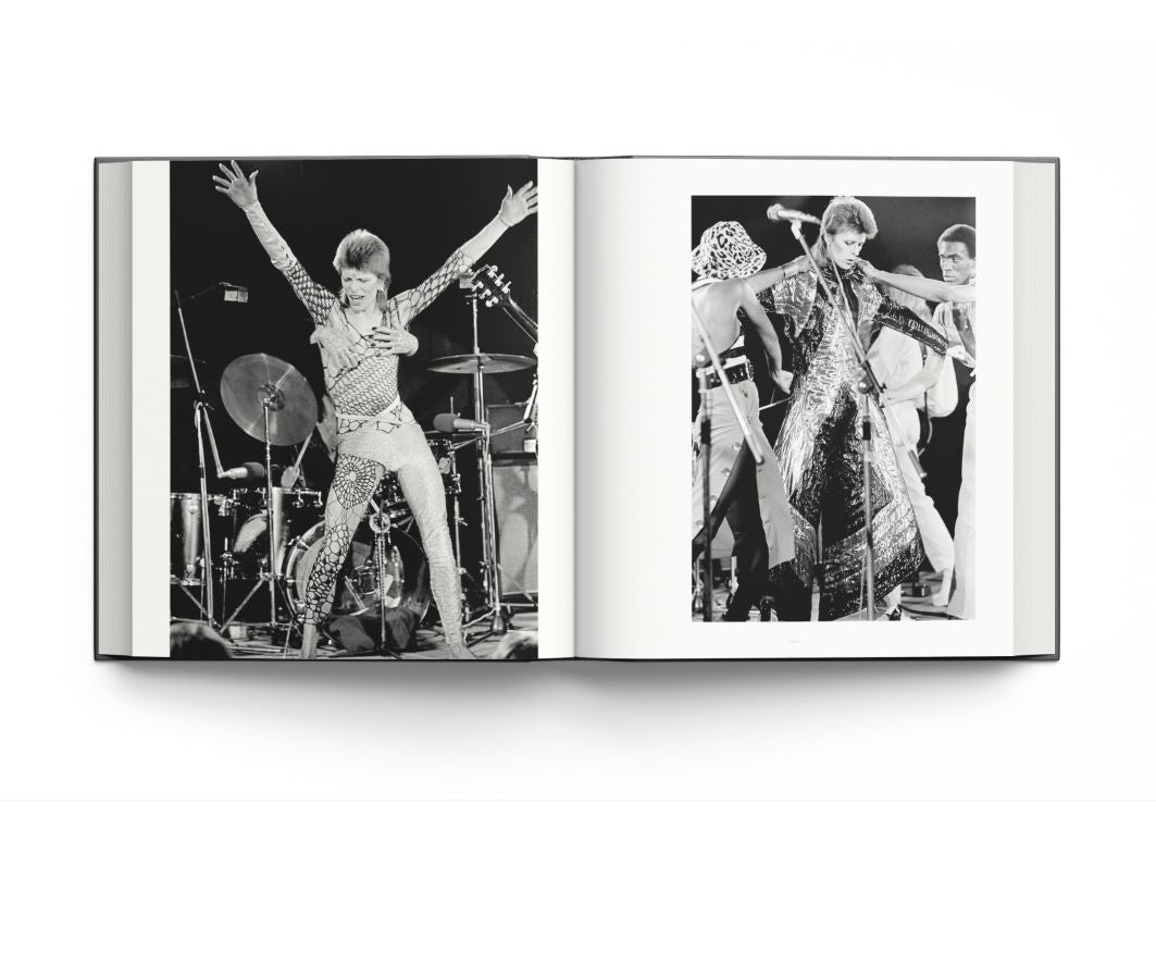 Koffietafelboek David Bowie: Icon, The Definitive Photographic Collection van Iconic Images en George Underwood